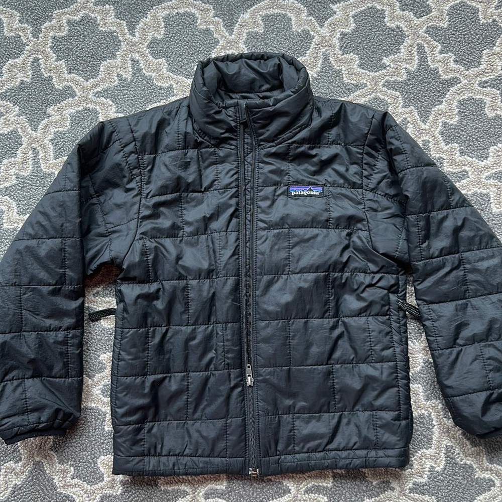 Patagonia Boys Nano Puff coat size 5-6